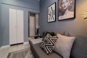 Stylish Designer 2BR Apartment by Dambovitei - Chambre