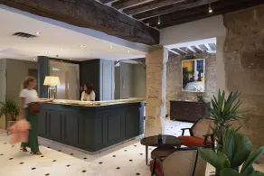 Hôtel La Perle - Réception