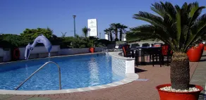Cumberland Hotel - OCEANA COLLECTION - Utendørsbasseng