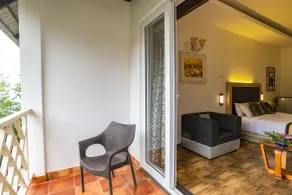 Tea Harvester - Room