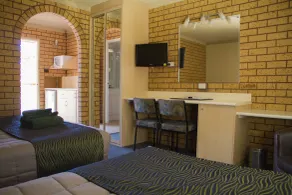 Fountain View Motel - Room