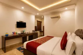 Airport La Sapphire Hotel & Restaurant with Free Airport Drop - Chambre