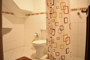 HOTEL AVENIDA - Bathroom