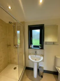 The Baiting House - Bathroom