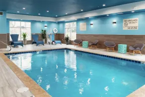 Hampton Inn & Suites Pittsburgh New Stanton - Piscine