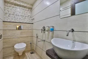 Hotel Pearl - Bathroom