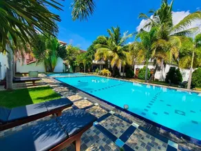 Peacock Reach Hotel - Pool