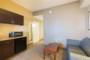Comfort Suites Beachside - Chambre
