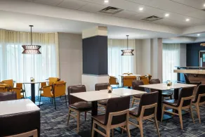 Courtyard by Marriott Toronto Airport - Restaurant