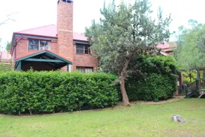 Storey Grange - Lobby