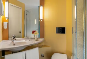 Ibis Bursa - Badezimmer