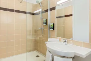 Sure Hotel by Best Western Saint-Amand-Les-Eaux - Badezimmer