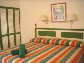 Plum Tree Club - Room
