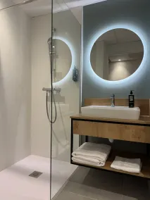 ibis Styles Angouleme Centre - Baño