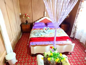 New Bul Bul Houseboat Dal Lake - Habitación