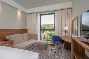 Hampton by Hilton Oswiecim - Room