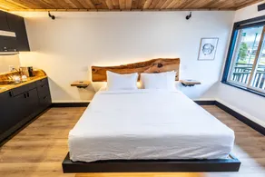 Waterfront on Glacier - Chambre