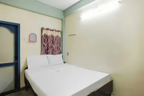Hotel O Egmore Metro Station Chennai - Room