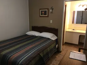 Gerrys Motel - Room