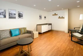 WoodSpring Suites Allentown - Hall