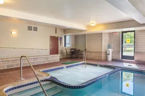 Sleep Inn & Suites Bay View Acme - Traverse City - Piscine