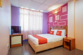 OYO 90929 DJ Hotel - Zimmer