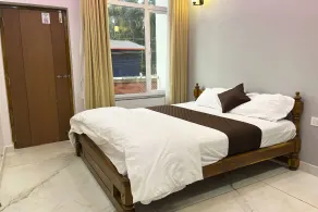 RadhaKrishna Lodge - Habitación