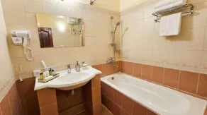 RETRO PALACE - Bathroom