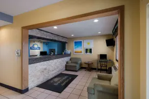Days Inn by Wyndham Ankeny - Des Moines - Hall