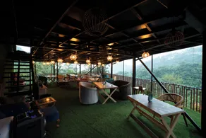 Mudras Grove Resort - Restaurant