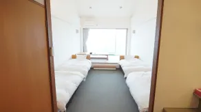 Sanzoku Hotel - Camera