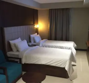 YASH INTERNATIONAL - Room