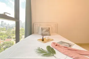 Comfort Stay 2BR at L'Avenue Pancoran Apartment By Travelio - Rum