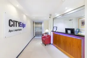 City Edge East Melbourne Apartment Hotel - Reception