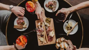 Ruby Molly Hotel Dublin by IHG - Restaurant
