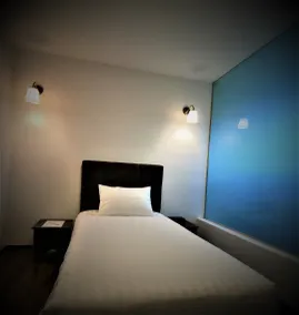 HOTEL LONGHOUSE - Room