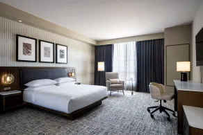 Delta Hotels by Marriott Wichita Falls Convention Center - Chambre