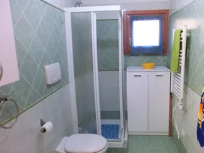 Very Nice Studio With Private Garden and Swimming Pool by Beahost Rentals - Bathroom