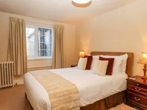 Early Mist Cottage - Room