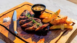 Sky Hotel - Restaurant