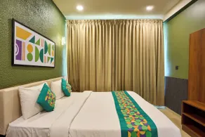 Treebo Sky Vista Suites with Hill View - Chambre