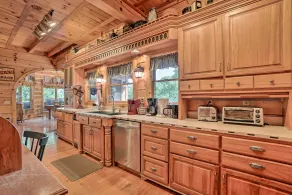Custom Cabin w/ 12 Acres on Dale Hollow Lake! - Interiør