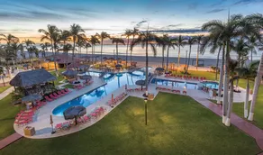 Cabo Oceanfront Resort Condos - Pool