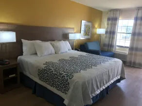 Days Inn by Wyndham Batesville - Chambre