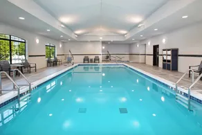 Staybridge Suites Bismarck by IHG - Piscine