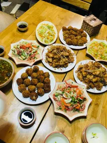 Green Hill Hostel & Tour - Restaurant