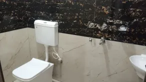 MANGAL DHAM DEOGHAR  - Salle de bain