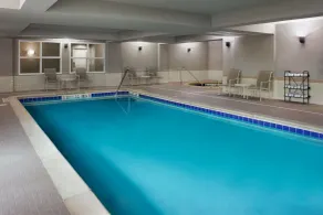 Residence Inn by Marriott Mississauga-Airport Corporate Centre West - Piscine
