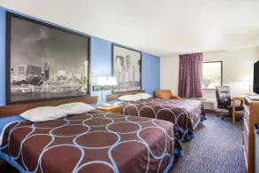 Super 8 by Wyndham Monmouth IL - Chambre