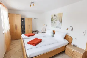 Hotel Hofgut Tiergarten - Room